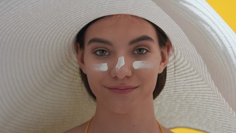 The Rise of Invisible SPF Hybrids Engineered to Protect Skin Integrity Without Disturbing Soft-Focus Makeup Finishes